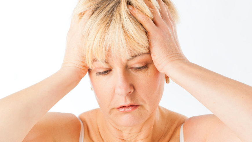 En hjernetumor kan vise seg gjennom hodepine, men det finnes også andre tegn på sykdommen. 